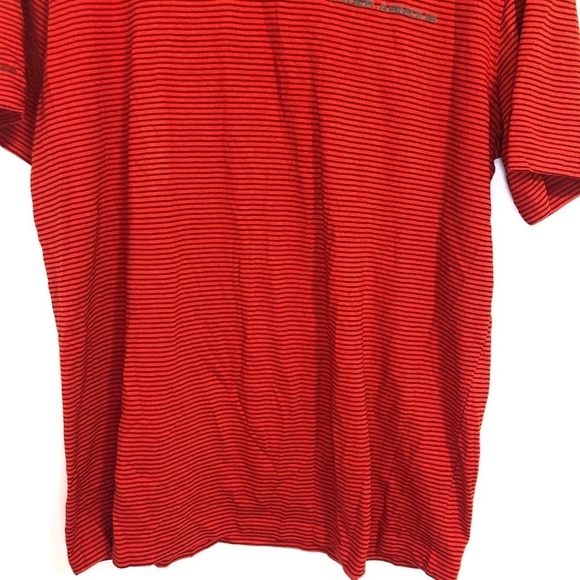 2/$15 Under Armour - Men’s Workout Shirt - Picture 4 of 6